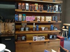 零售区-星巴克(南通世茂广场店)