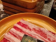 -牛YO寿喜烧·铁板烧和牛火锅自助(市府恒隆店)