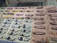 -肆兮眼镜·蔡司·徕卡战略合作店(大坪店)