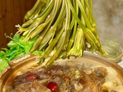 -老鼎万春卤菜(五代传承创始老店)