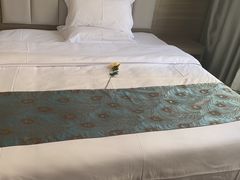 -花居酒店(苏州高教区尹山湖地铁站店)