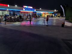 -亚龙湾中心广场