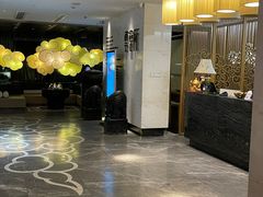 -新盈光·云会所(百丈东路店)