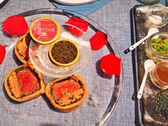 惠灵顿牛排-弦月窗LUNETTE BY AMANDA(复兴路店)