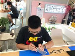 -爱畅享华为苹果手机维修服务(虹口龙之梦店)