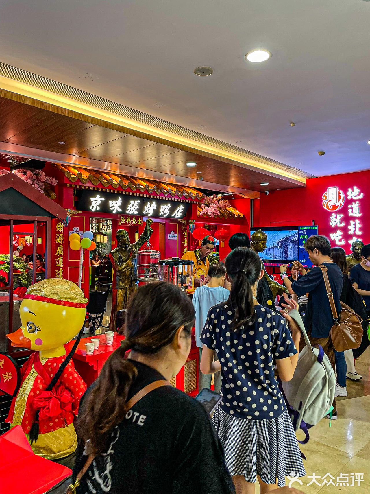 是香港人提着大包小包也会来的一家店……
