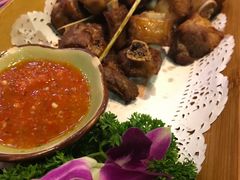 -香巴拉云南餐厅(华莱坞店)