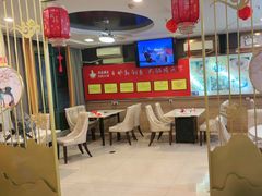 -尚品海鲜肥牛自助火锅(湖明店)