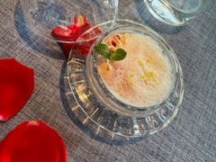 青柠优酪乳芝士奶冻-弦月窗LUNETTE BY AMANDA(复兴路店)