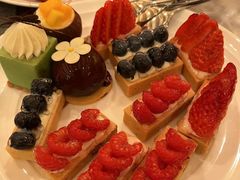 -君来湖滨饭店·玫瑰园