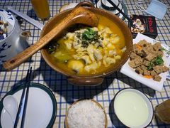 -东家小院金汤酸菜鱼(南阳路店)