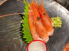 -铭牛烧肉·和牛海鲜自助(高新月牙湖店)