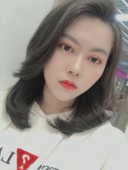 -BULB STUDIO 巴柏明星发型工作室