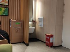 大堂-德克士(西站站内店)