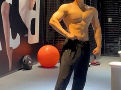 -韦德伍斯健身(沈阳K11Select购物艺术中心店)