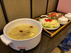 -臻康乃馨月子中心(集美店)