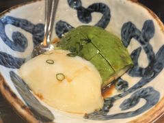 温泉蛋牛油果-鸟屯(三里屯店)