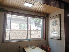 -乡府肉丁水饺(环山路店)