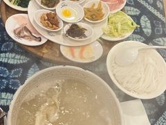 -桥香园云南过桥米线(金马碧鸡店)