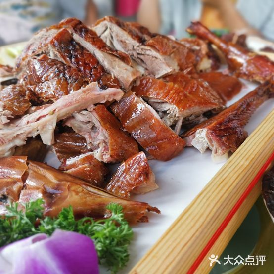 峨山山菜园山茅野菜烤鹅馆(一分店)