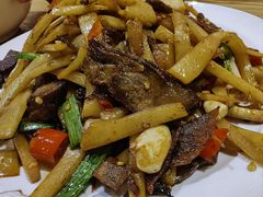 -牛八宝桂林米粉(八里庄店)