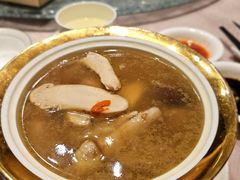 -景月阁空中食府(希尔顿酒店)