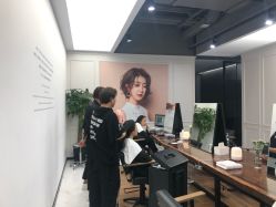 -程Studio
