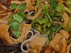 -柳州肥姨妈大骨螺蛳粉(东靖路店)