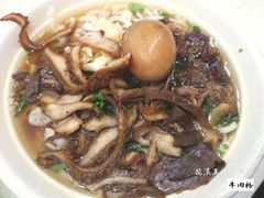-花溪王记牛肉粉(四季花溪商场店)