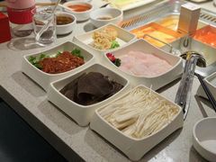 -海底捞火锅(明湖路店)