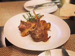 迷迭香风味烤羊排-BONAZZA 意大利餐厅