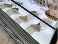 -Fridi Patisserie Cafe