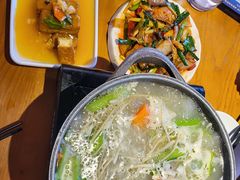 -隔壁老王·家常云南菜(花巷店)