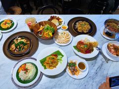 -Thai Taste Hub