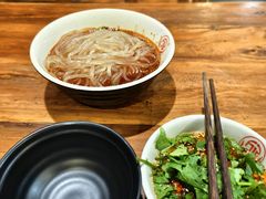 -万记麻辣烫国展总店