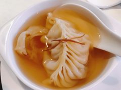 花胶灌汤饺-皇朝会.经典传统粤菜(外滩店)