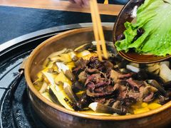 -阿山卓·野生菌火锅·纳西火塘烤肉