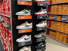 -NIKE上海青浦优选体验店