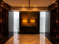 -广州天河希尔顿酒店