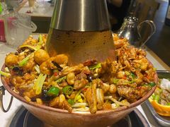 铜锅牛蛙-蛙蛙叫干锅年代(簋街总店)