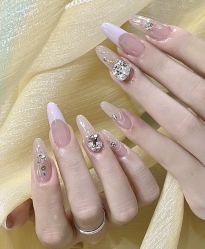 -悦指间美甲美睫