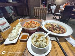 -金枝玉叶上海人家食府(三里河店)