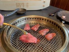 -铭牛烧肉·和牛海鲜自助(高新月牙湖店)