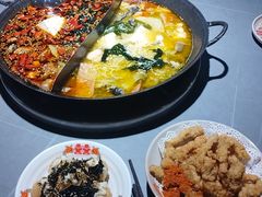 -吃城都·鱼蛙火锅(西玉龙街店)