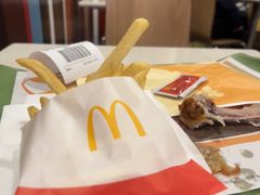 -麦当劳(乳山路店)