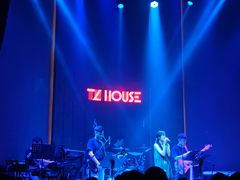 -TZ House音乐现场(来福士中心店)