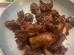 -阿瓦山寨·湘菜现炒·剁椒鱼头王(咸阳总店)