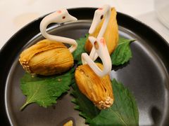 栗茸天鹅酥-白天鹅宾馆-宏图府餐厅