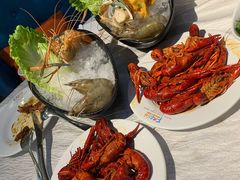 -领鲜活海鲜榴莲自助火锅(东门店)