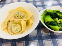 -潘国仙耳光馄饨(黄家阙路店)